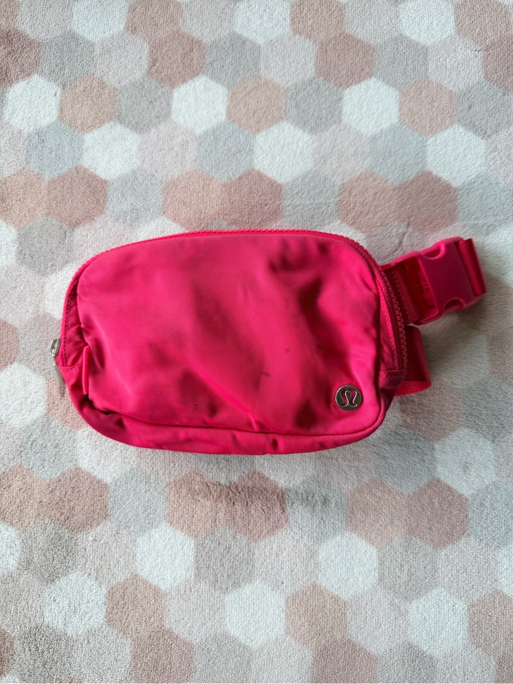 lululemon athletica | Everywhere Belt Bag 1L Lip Gloss